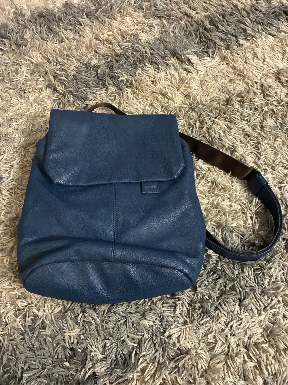 zwei MADEMOISELLE.M Rucksack Freizeitrucksack Backpack Tagesrucksack MR8